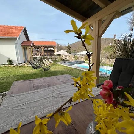 Apartment Piknikhaz Csopak